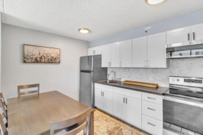 Tower 2 Suite 1208 -QQE condo